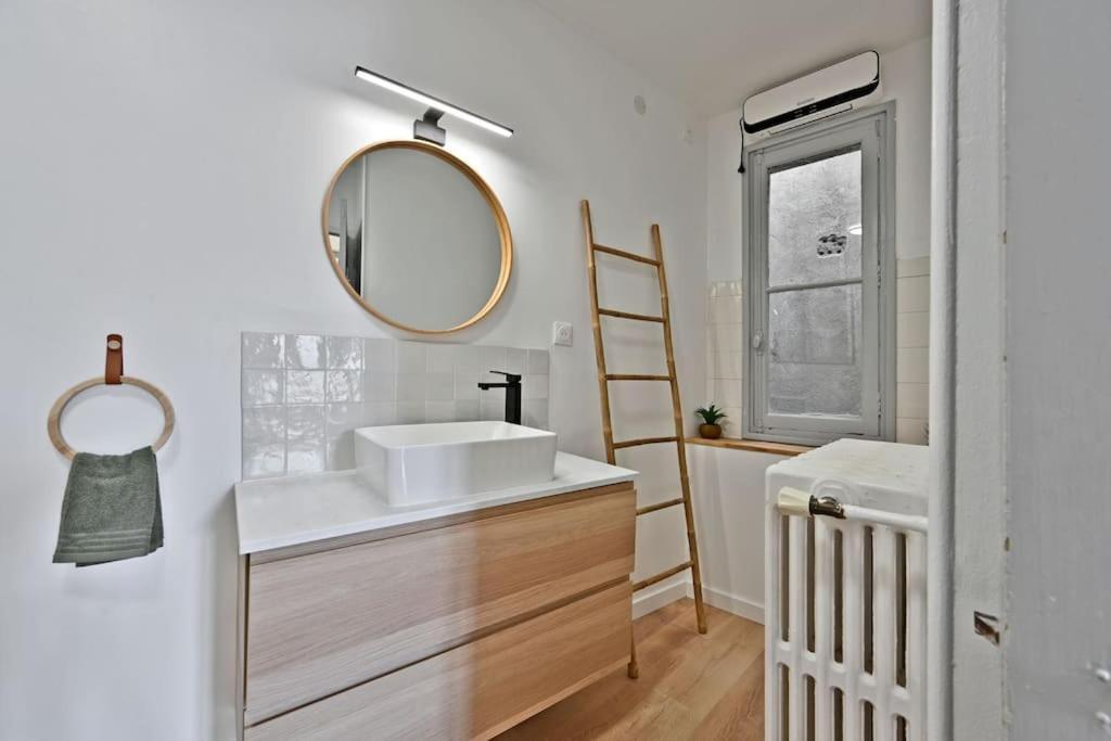 Au Coeur Des Platanes - Parking Gratuit Sous-Terrain - Clim - Balcon Apartment Авиньон Екстериор снимка