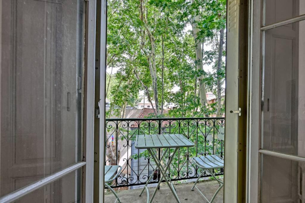 Au Coeur Des Platanes - Parking Gratuit Sous-Terrain - Clim - Balcon Apartment Авиньон Екстериор снимка